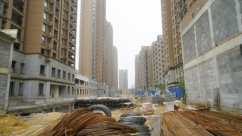 夏邑上海城逾期未交房，房主无奈，如何解决？